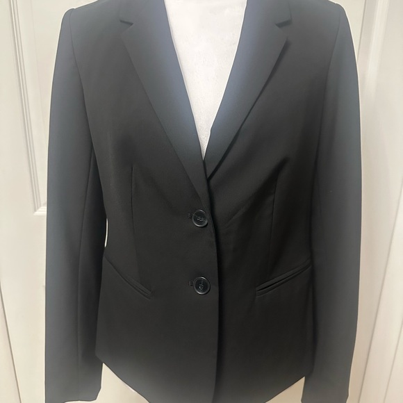 THE LIMITED WOMENS CLASSIC BLACK COLLECTION TAILORED BLAZER SIZE 6P - Picture 1 of 6